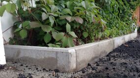 Установка садового бортового камня